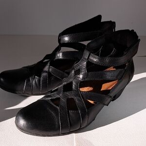 Rockport Black Strappy Heels